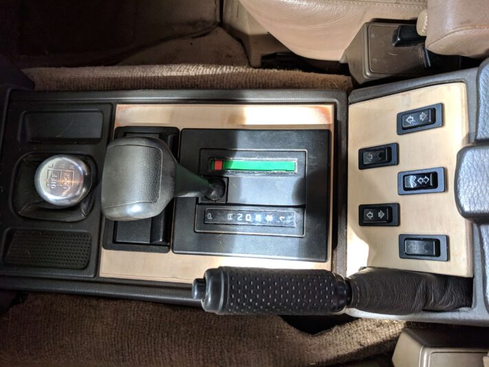 Range Rover Classic interior wood trim