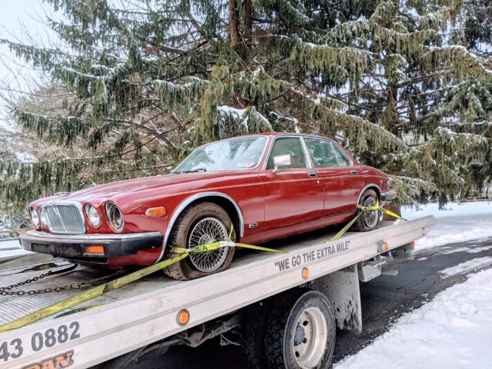 Chasing Jaguars! 1983 Jaguar Series 3