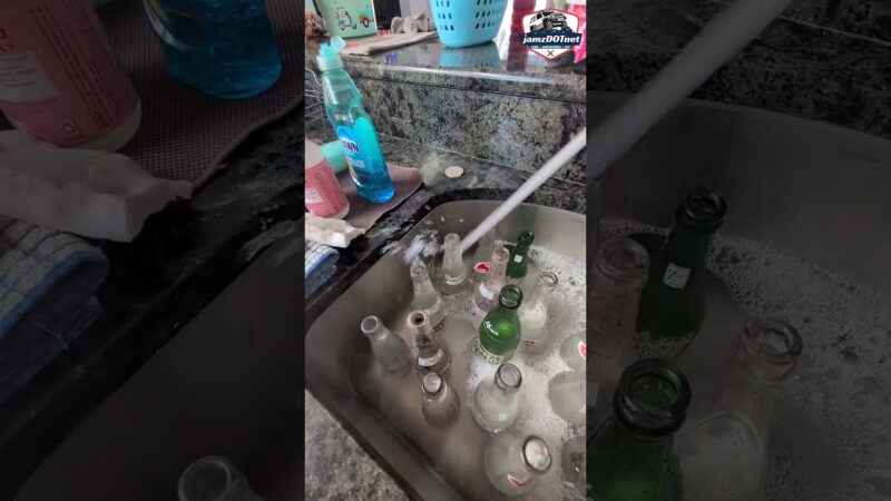 Old Bottles Dug Up in Sparrows Point, Maryland… Let’s Clean Them!