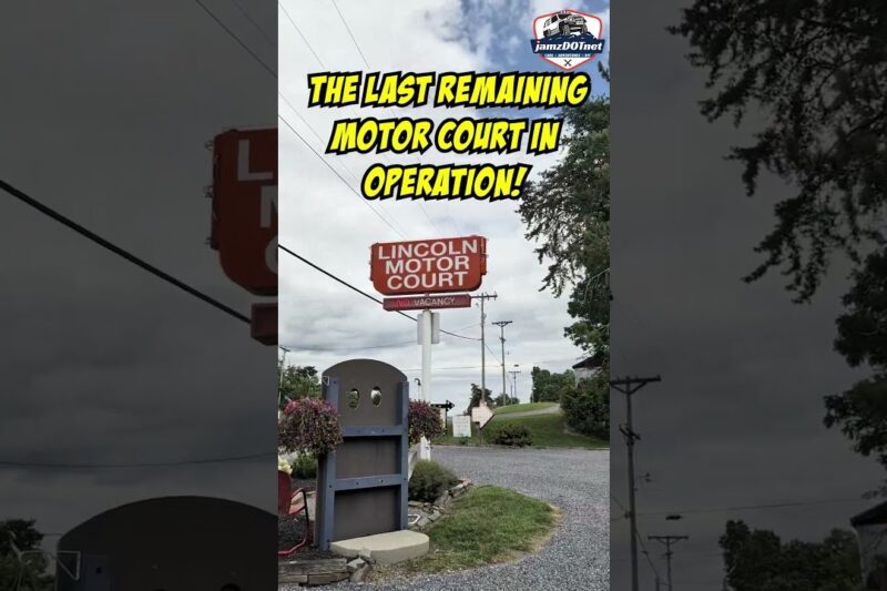 We Stayed at a 1940s Motor Court!