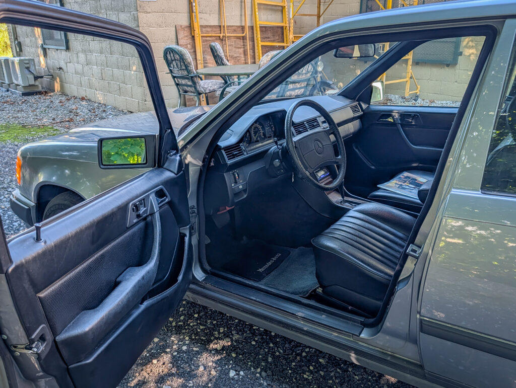 1987 Mercedes Benz 300E W124 For Sale-10